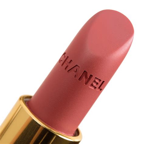 Chanel Libre (62) Rouge Allure Velvet Review.